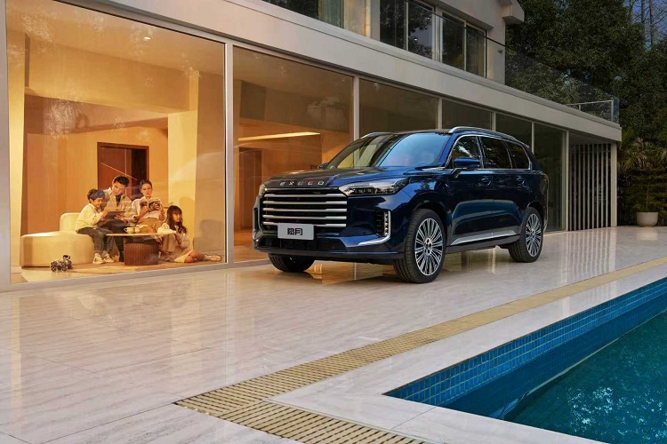 锚定豪华新程 礼遇升级 星途凌云超越版上市 超级置换价13.79万元起