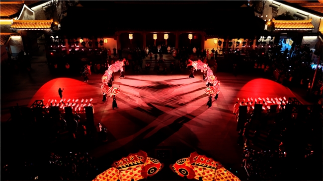 新年舞鱼灯 古城展美景——安徽歙县鱼灯舞文化焕发新机