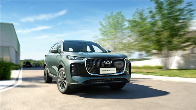 年末购车优选！瑞虎8 PLUS承包年轻家庭实用+质感出行