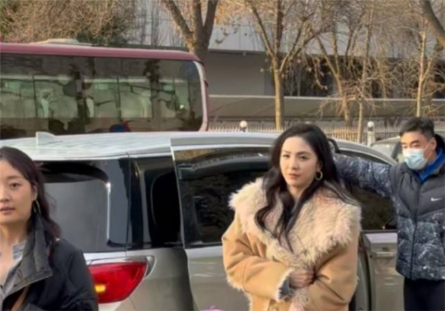 2026马年春晚首次彩排 唐诗逸刘宇宁张一一现身