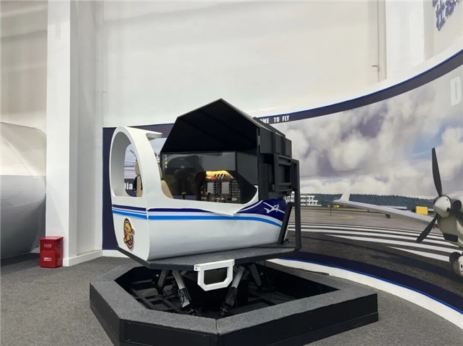 重庆工博 AI 大赛来袭:用 AIGC 为山城工业,打造专属钢铁精灵