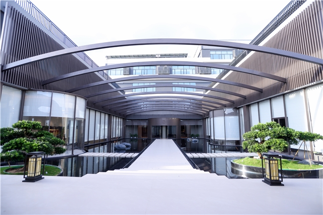 法迪奥荣膺2025中国消费创新大会两大殊荣,以可持续家居应答品质消费新未来!