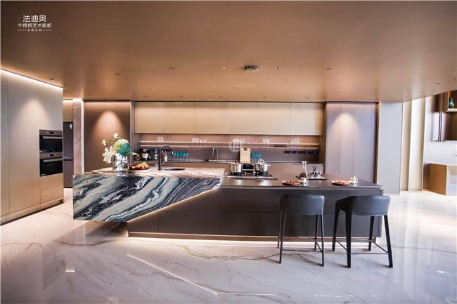 法迪奥荣膺2025中国消费创新大会两大殊荣,以可持续家居应答品质消费新未来!