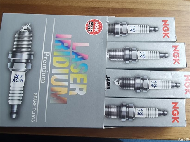 雙銥金火花塞的更換周期是多少?