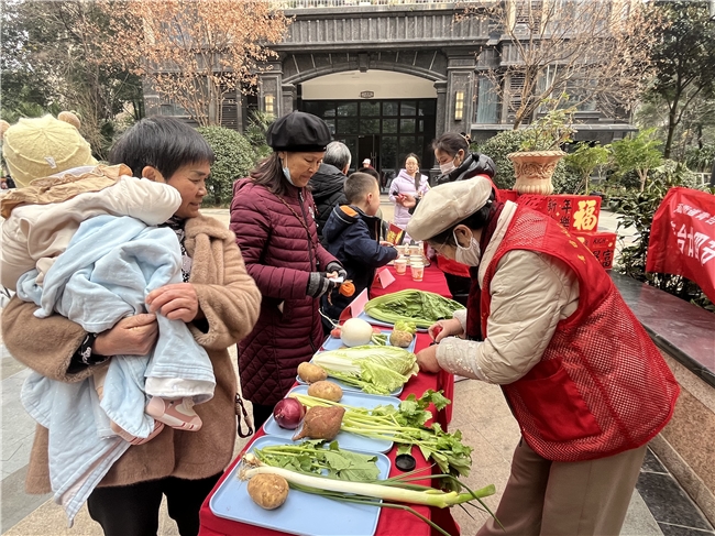 节气“活”起来 邻里“聚”起来! 青台山社区嘉年华解锁传统文化新玩法第2张-成都新闻网
