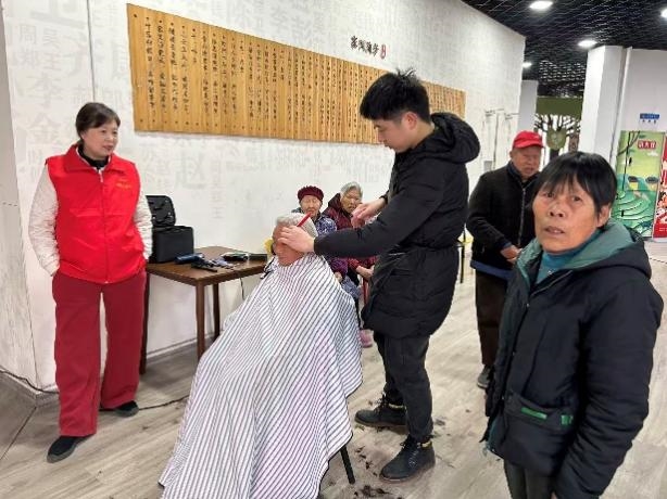 ���ƺ�������ܿղ���������������