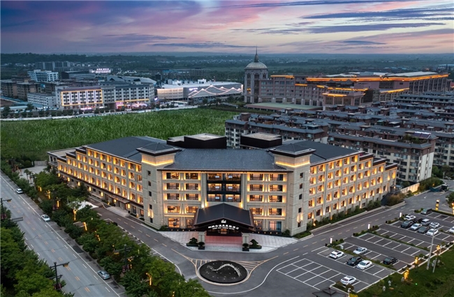 三载耕耘载誉行 太白山麒麟府温泉度假酒店谱写山野度假新篇