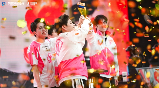 年味与热血齐飞！峡谷拜年秀与WRL年度总决赛圆满落幕