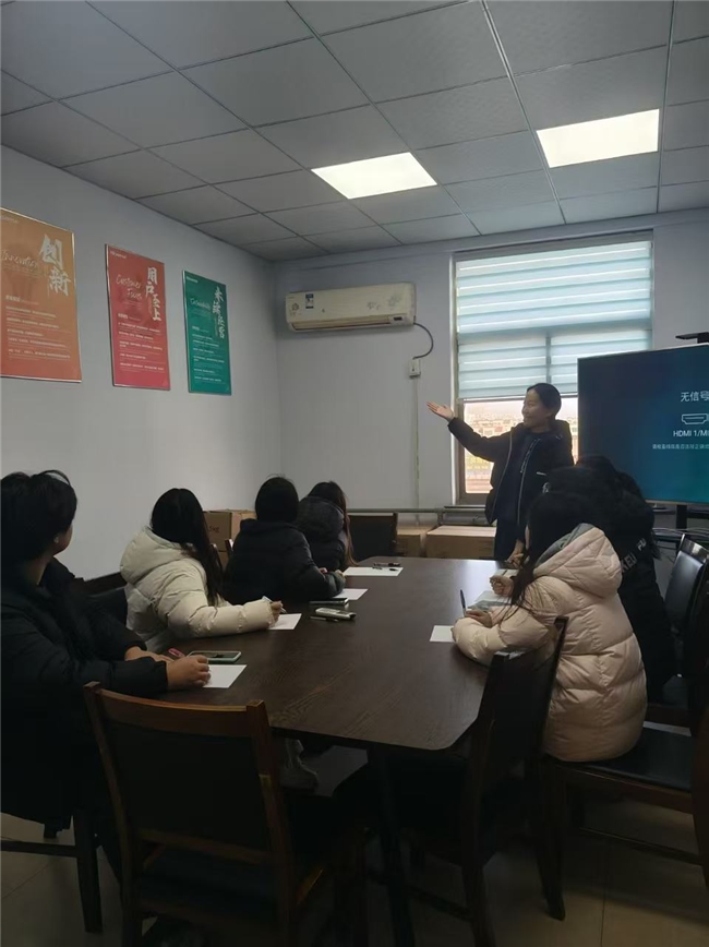 不止于“看”：我们在海信当了一天“产品经理”和“市场分析师”