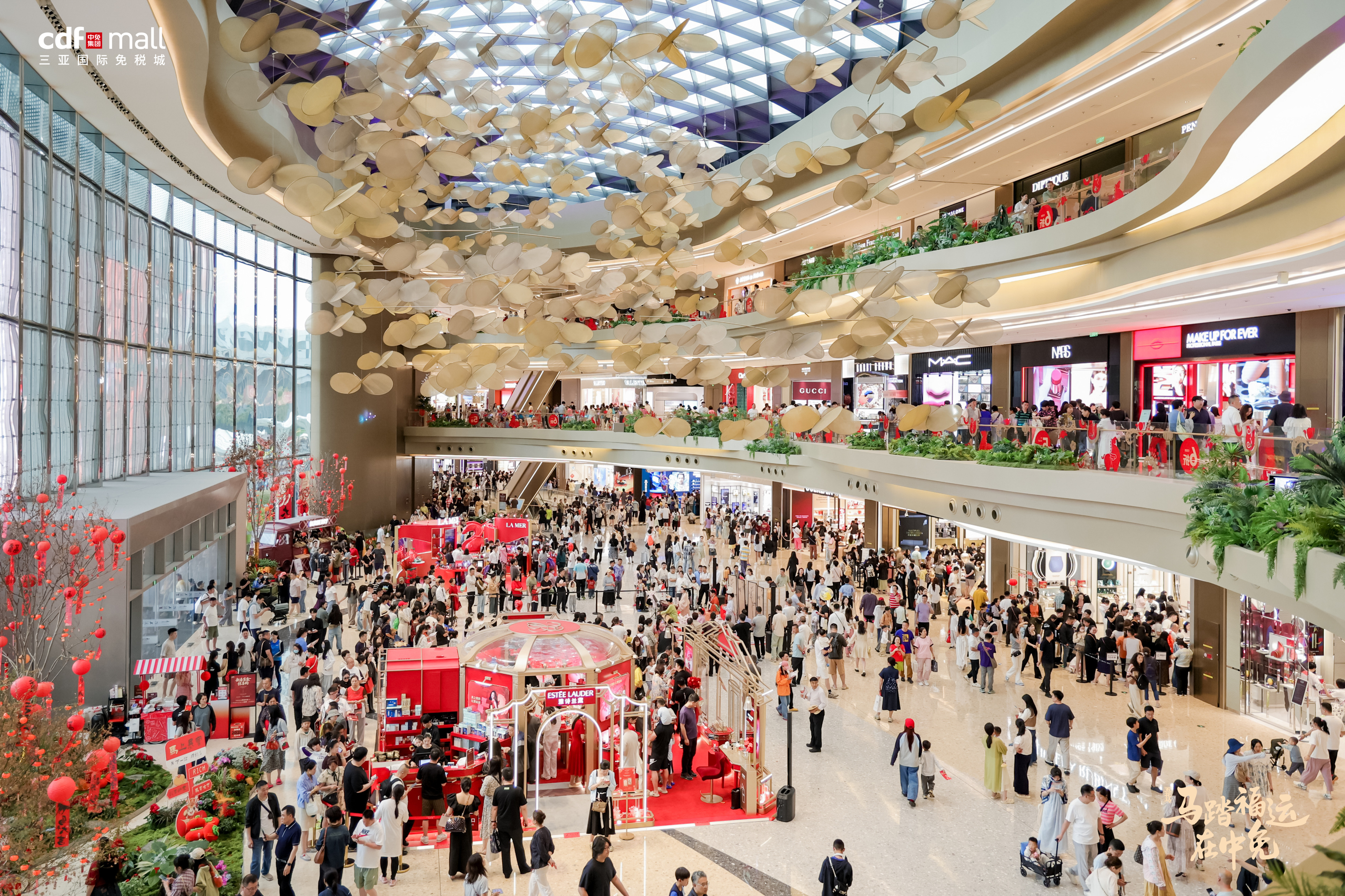 海南自贸港新春消费“开门红”，中免集团打造“免税+文旅”融合新范本