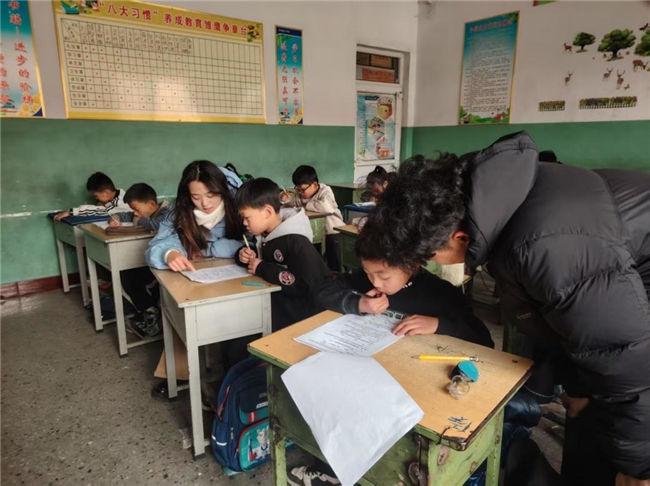 南通大学杏林学院工学部红韵晋迹实践团开展助学筑梦社会实践活动