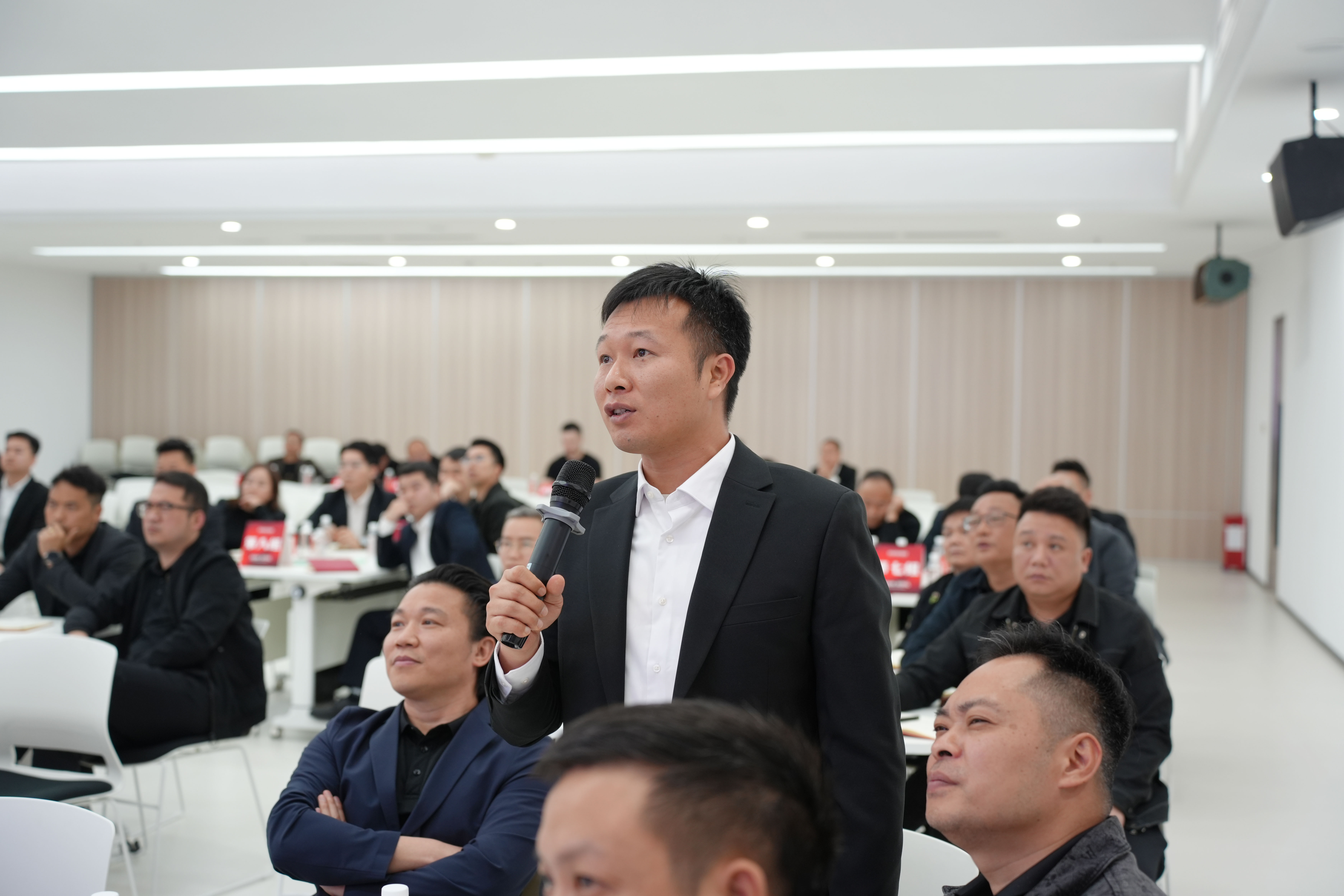 聚势固本 强擎致远 | 将军陶瓷集团瓷砖事业部2026开年集训圆满举行 聚势固本 强擎致远 | 将军陶瓷集团瓷砖事业部2026开年集训圆满举行