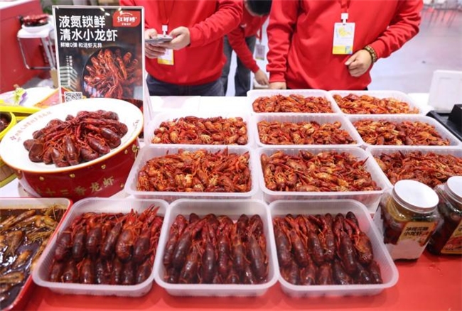 408亿产业的魅力！盱眙龙虾闪耀上海华食展，斩获超高人气与意向！