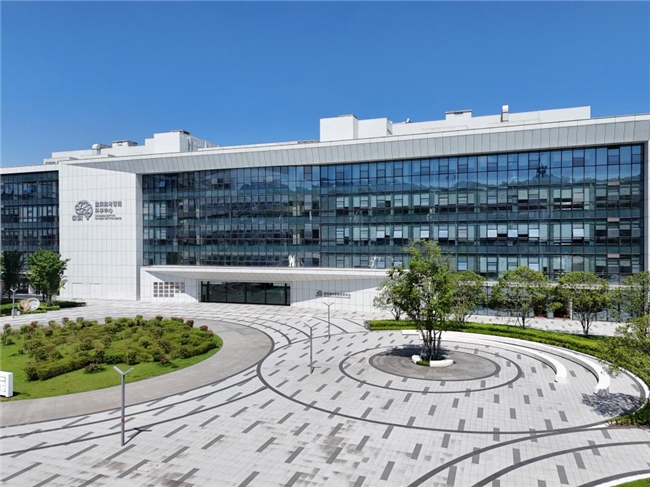 發(fā)布17項優(yōu)秀實踐案例 自貿(mào)聯(lián)動創(chuàng)新不遺“渝”力