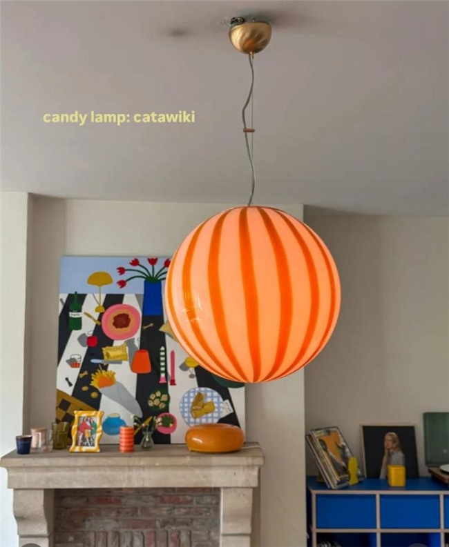 二手软装 + 色彩碰撞 芭蕾舞者的个性家居改造