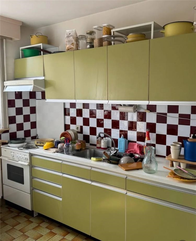 二手软装 + 色彩碰撞 芭蕾舞者的个性家居改造