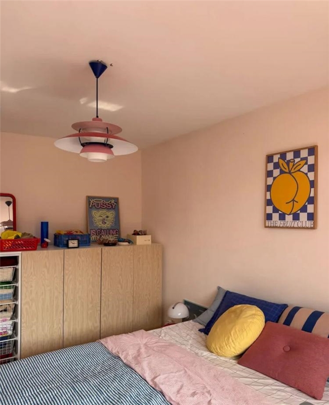 二手软装 + 色彩碰撞 芭蕾舞者的个性家居改造