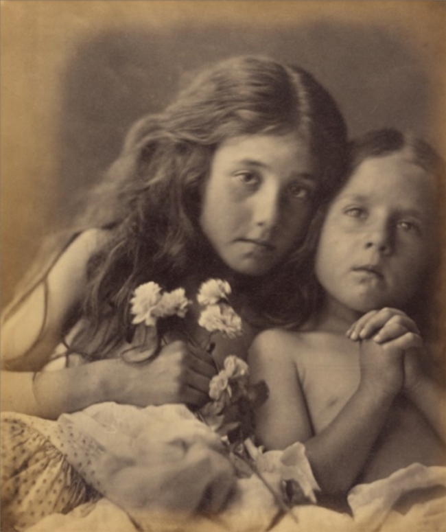 卡梅伦：打破维多利亚时代桎梏的摄影艺术先驱