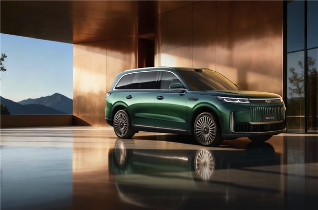 风云T11媒体探店圆满收官：限时政策让利+百万级价值，重新定义家庭豪华出行