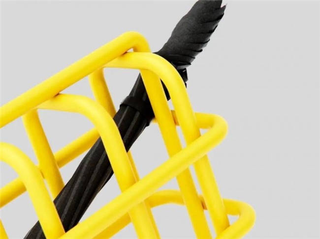 工业设计的巧思：让雨伞架变身功能性艺术装置