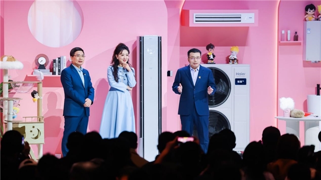 ���������ֱ�����������ܷŴ��У�����ֻ���粻���˵Ŀյ���