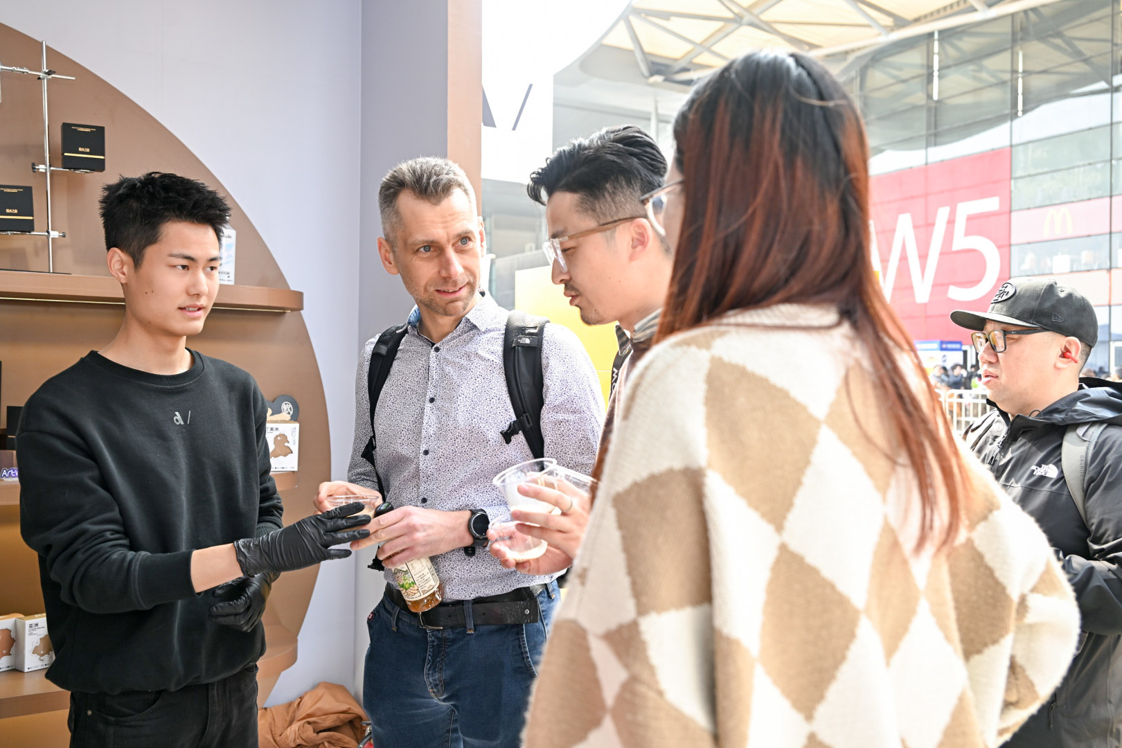 不止于风味：X CAFE在AWE2026演绎从“种子”到“杯子”的数字化全景图