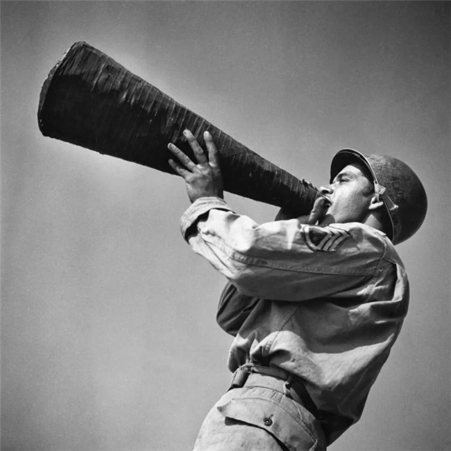 乔治・罗杰:摄影伦理的视觉重构