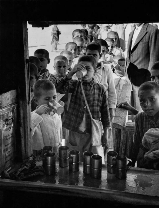 乔治・罗杰:摄影伦理的视觉重构