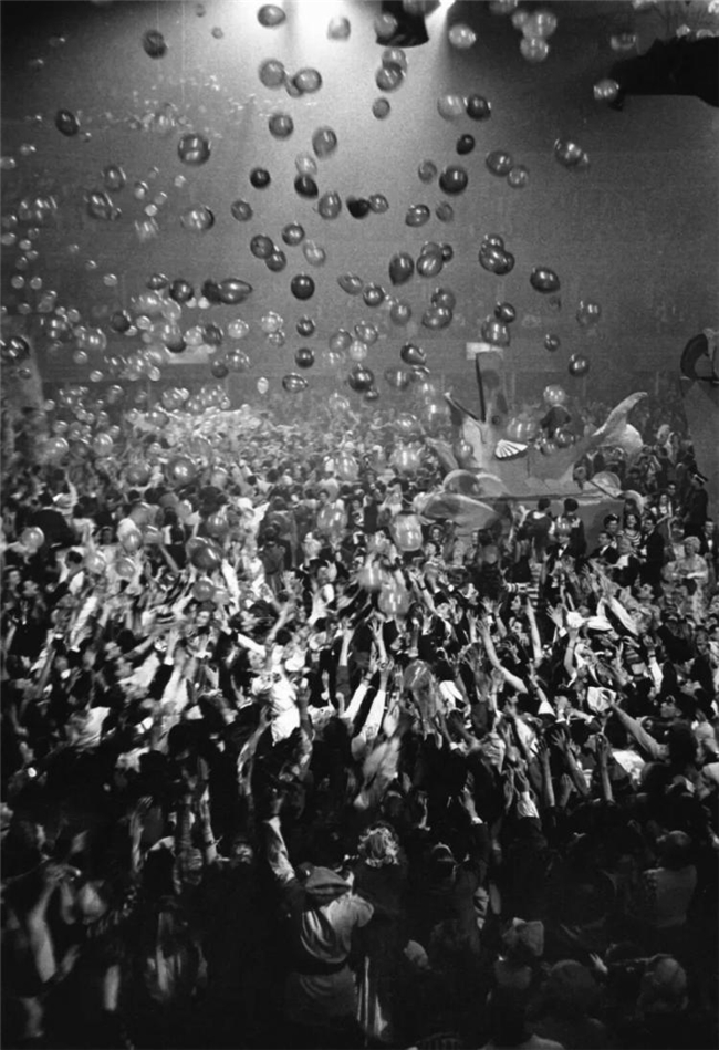 乔治・罗杰:摄影伦理的视觉重构