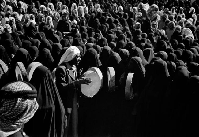 乔治・罗杰:摄影伦理的视觉重构