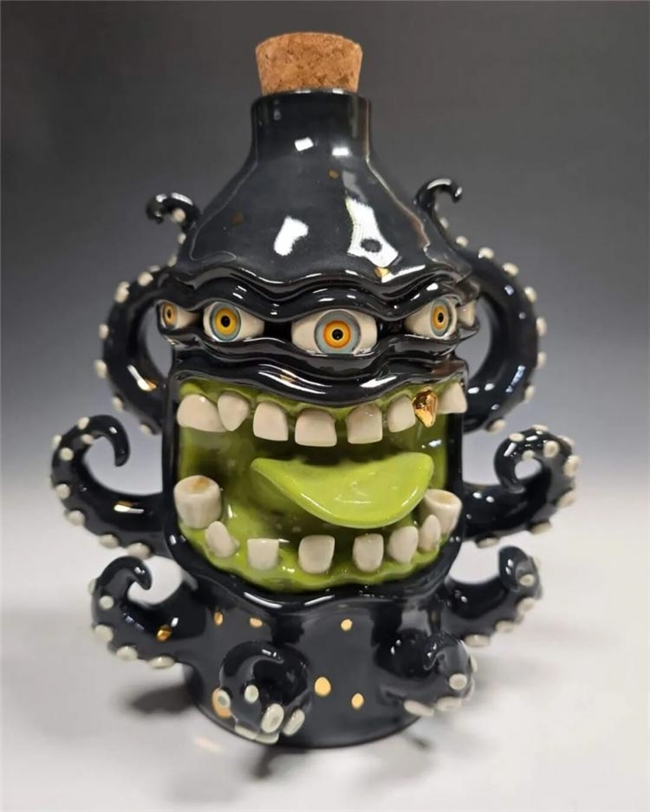 奇趣小怪物来袭！芝加哥陶艺家的创意魔法