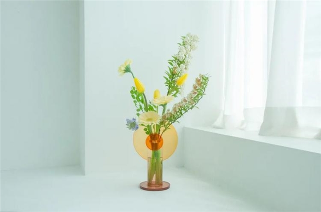 不只是花器：七款设计重塑器物与空间的对话