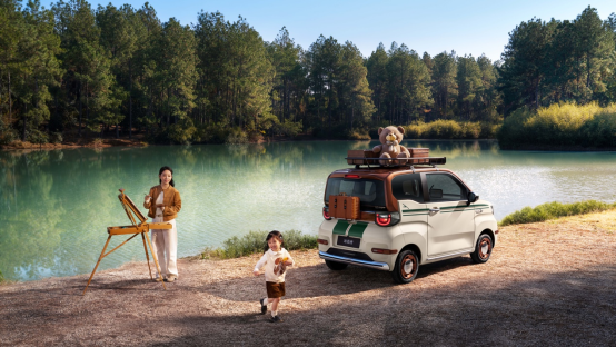 26款奇瑞冰淇淋的车内“魔法”：20处储物+3个螺纹接口，让用户玩出花