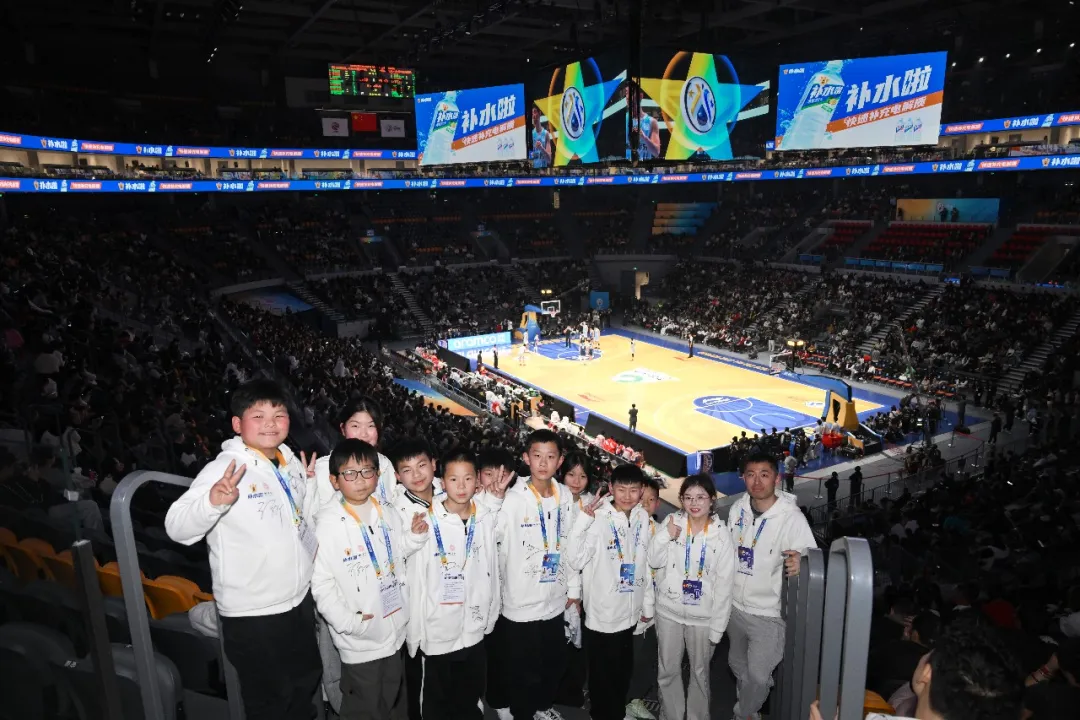 从乡村球场到CBA全明星，东鹏饮料让每一份热爱都有回响 