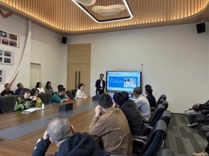 春归新邑航·共启新篇章