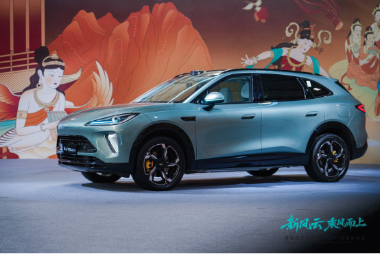 千年敦煌色，出行新国风丨风云T9L×敦煌画院正式公布千年色彩“鸣沙翠”