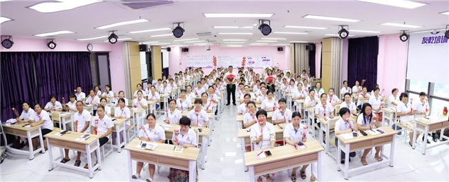 余有分受邀民政部培训中心 为全国500位家政企业家授课赋能行业发展(图3) 余有分受邀民政部培训中心 为全国500位家政企业家授课赋能行业发展(图3)