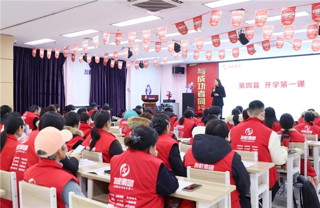 家政培训选友乾：正规免费学技能，就近报名稳就业