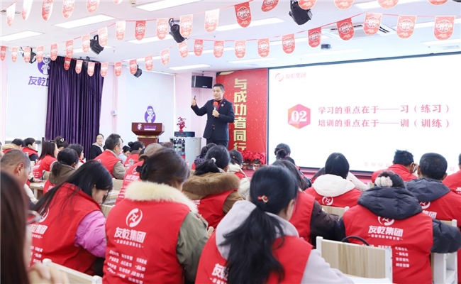 ​湖南护工服务口碑排名前十，友乾自培自营，无中介更放心(图3)