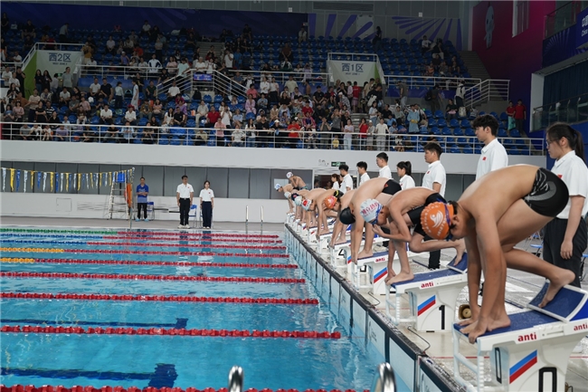 广东省游泳协会与鸿威国际会展集团签署战略合作协议，共启2026游泳产业发展新篇章(图5)