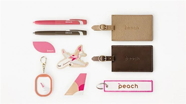 佐藤大操刀 乐桃航空全新LOGO涂装亮相