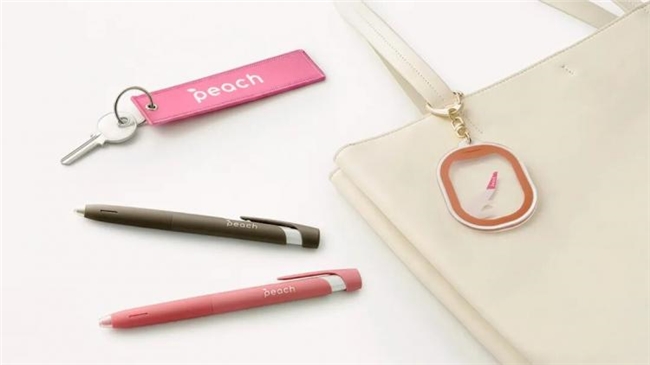 佐藤大操刀 乐桃航空全新LOGO涂装亮相