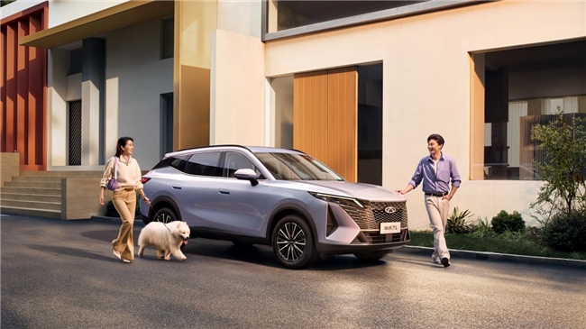 瑞虎7L：“滑”出来的智趣，“躺”出来的舒适