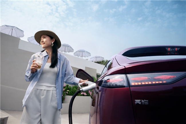 谁是15万级SUV优选？15.99万起大一圈超有料的昊铂HT给出答案