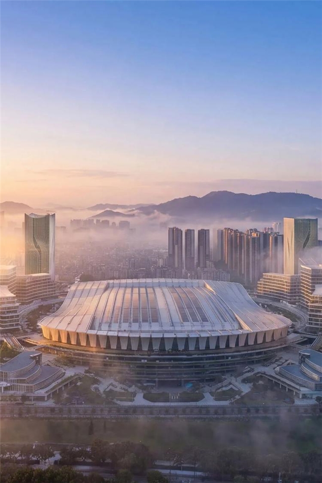 站城山水相融 广州白云站 TOD 构建地域诗意与结构理性共生的建筑标杆