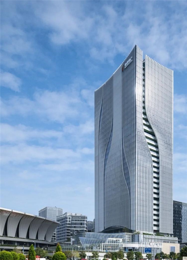 站城山水相融 广州白云站 TOD 构建地域诗意与结构理性共生的建筑标杆