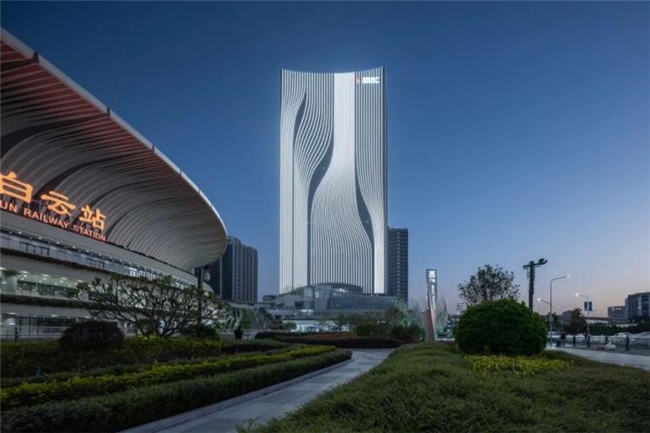 站城山水相融 广州白云站 TOD 构建地域诗意与结构理性共生的建筑标杆