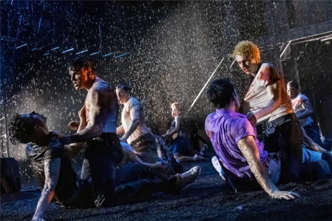 权游舞台剧定档!2026全球舞台大戏全盘点