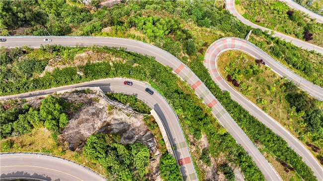 从北京到重庆,猎鹰700征服全场景:风云猎鹰驾辅大师挑战赛四站圆满收官 最新资讯 第5张-三人行汽车ttcar365.com