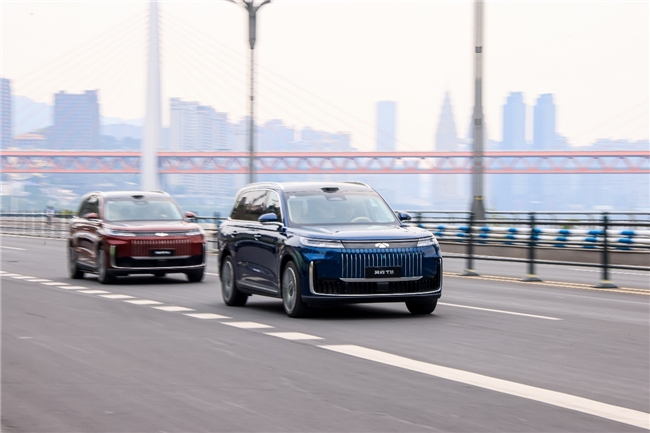 从北京到重庆,猎鹰700征服全场景:风云猎鹰驾辅大师挑战赛四站圆满收官 最新资讯 第6张-三人行汽车ttcar365.com